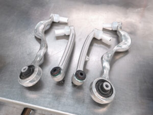 E92 M3 draagarmenset voor BMW 1-Serie E8X